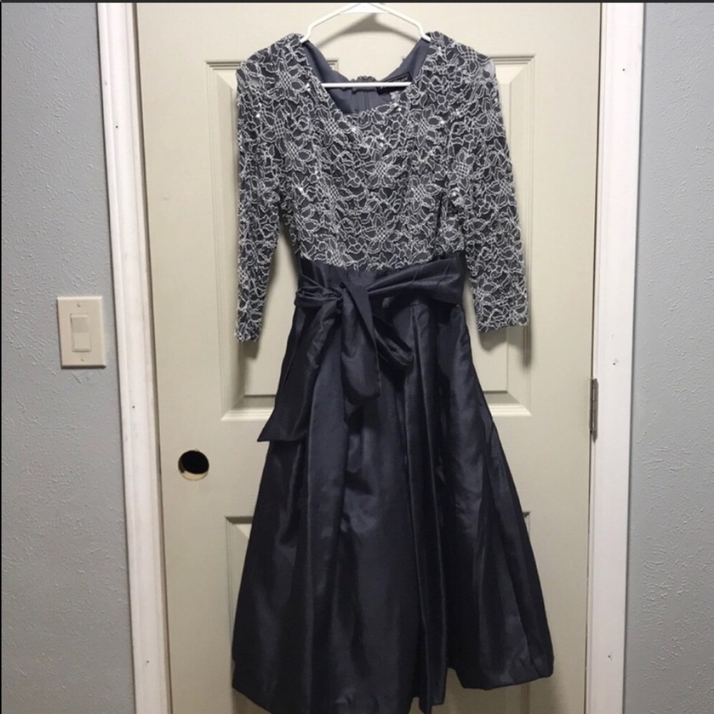 Jessica Howard Sequined Lace A-Line Dress